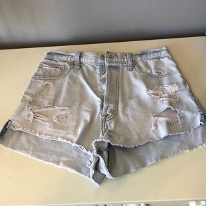 Light wash jeans shorts